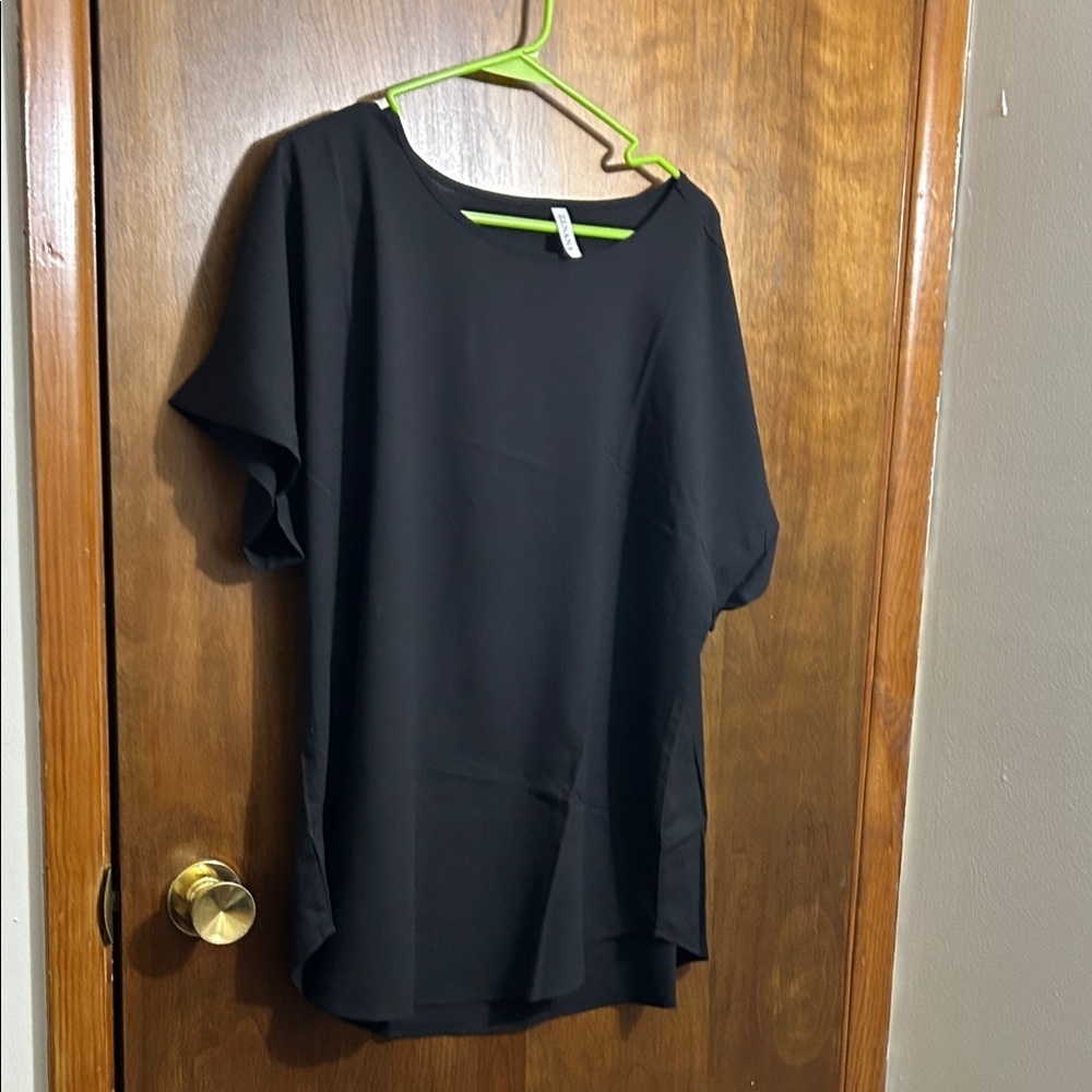 Zenana Chic Black Women's Blouse